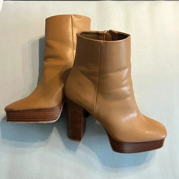 Madden Girl Autumn Platform Booties size 10m brown - Picture 2 of 7